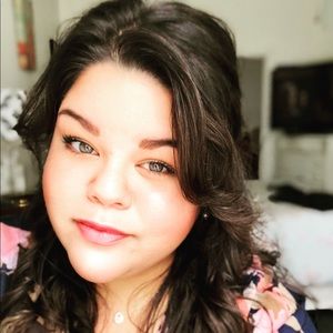Meet your Posher, Kat